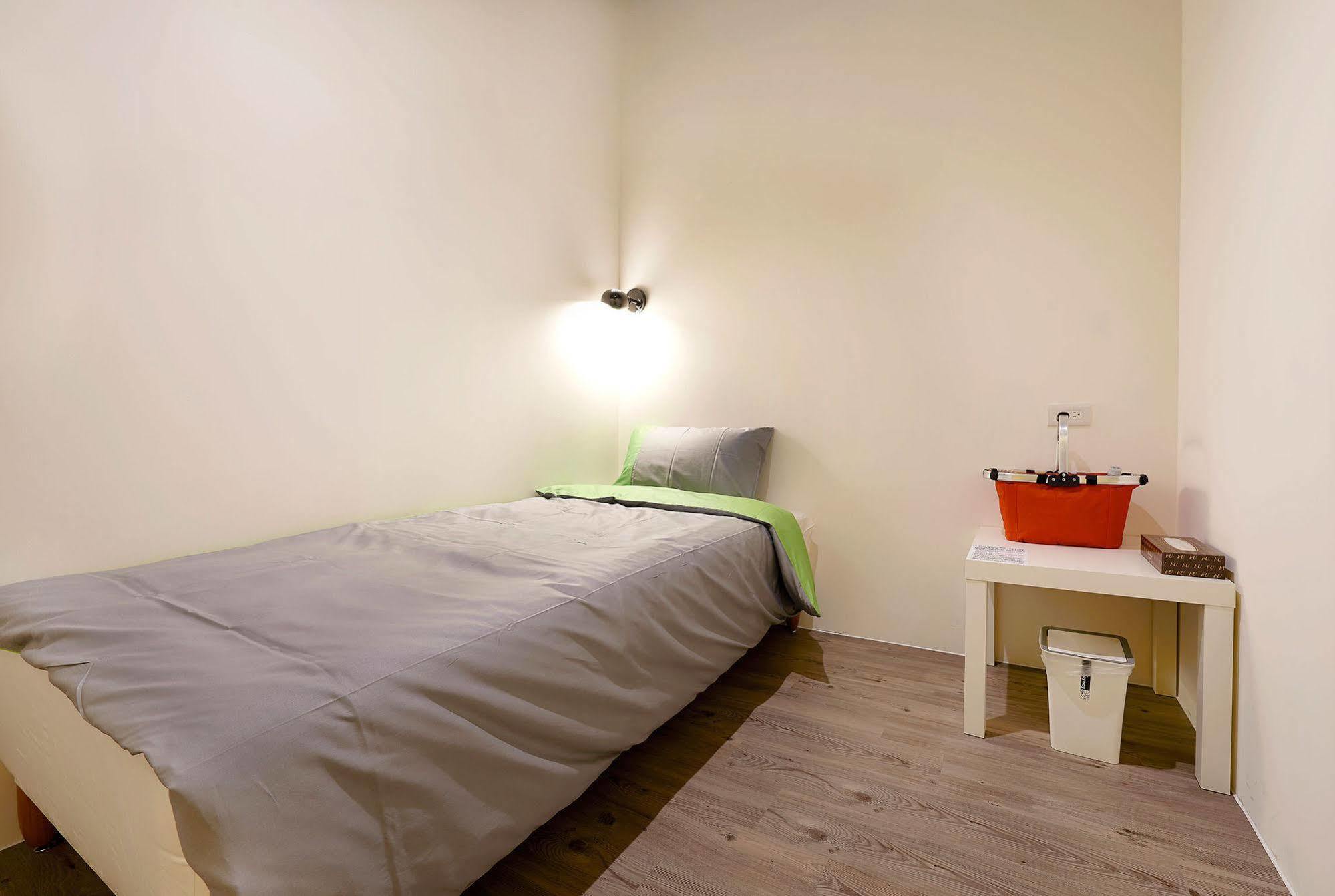 Ease Single Inn Taichung Exterior foto